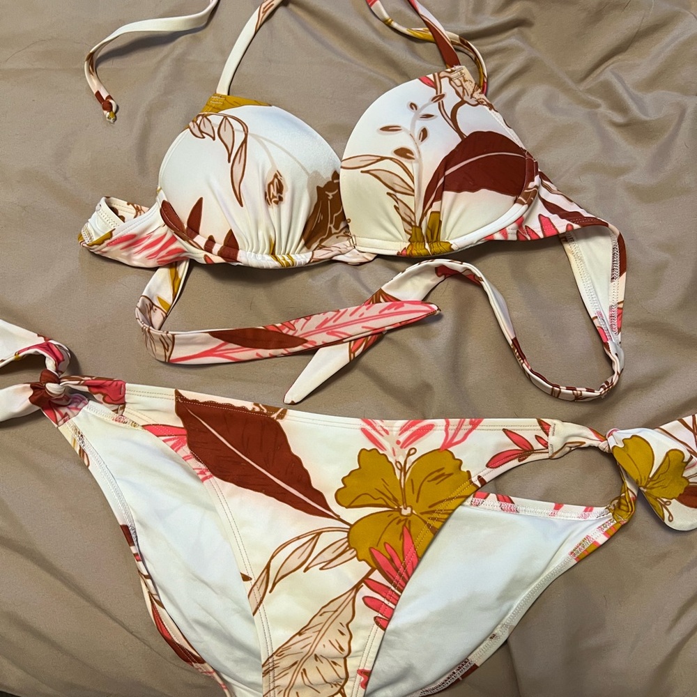 Aeropostale Floral Bikini - White, Brown, Pink, Yellow